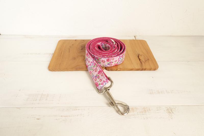 Dog Collar &amp; Leash | Pink Flower - Barker &amp; Bone