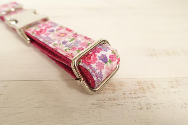 Dog Collar &amp; Leash | Pink Flower - Barker &amp; Bone