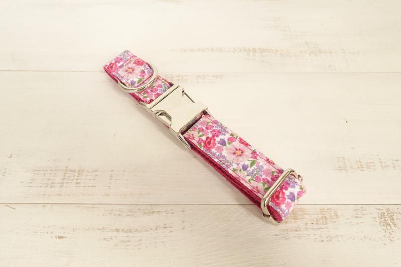 Dog Collar &amp; Leash | Pink Flower - Barker &amp; Bone